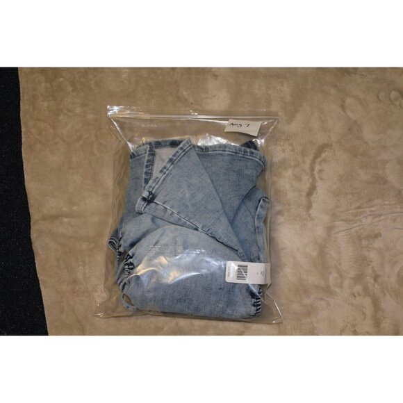 NWT bebe Lace Back Denim Dress 104509 Size 10 With Puff Sleeves MSRP $129 - Picture 11 of 11